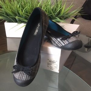 nollie plaid 🥿 flats